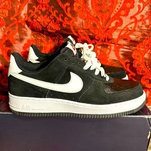 Nike Air Force 1 low size 10